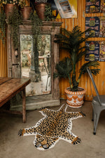 Load image into Gallery viewer, Large Leopard Rug
