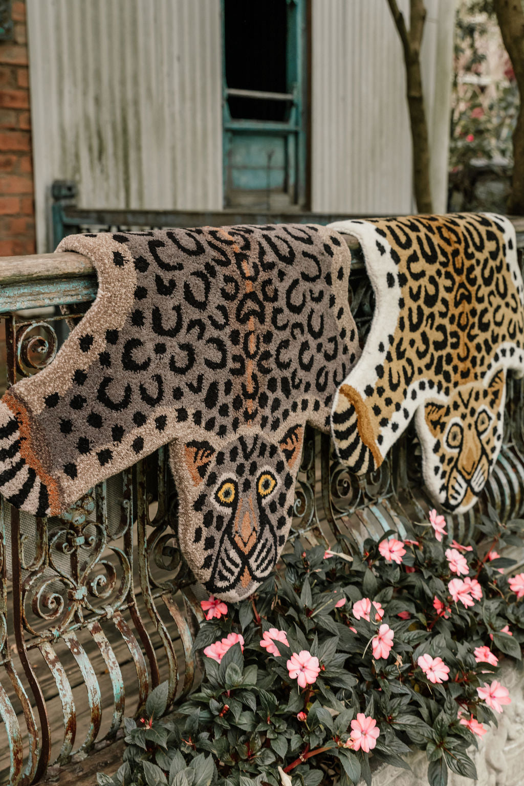 Leopard print rug in a leopard shape